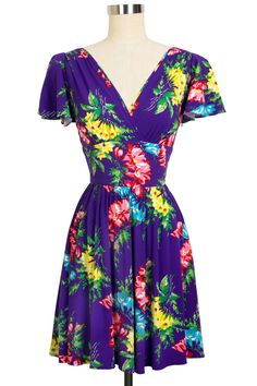 Bold Bouquet, The Wallflower, Dresses For Spring, Camilla Dress, Bakelite Jewelry, Purple Turquoise, Century Clothing, Clothing And Textile, 1940s Dresses