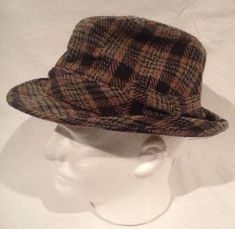 Vintage Richman Brothers Plaid Blue And Tan Fedora Hat W/ Bow Tie Size Small This antique hat made by richman brothers is in good condition. The outside of this hat is in excellent condition, with no spots, stains or signs of age. The inside does show some signs of wear. The inside sweat band is faded and has a couple pen sized holes. Refer to the pictures for the most accurate description of this hat. There is no size tag but the inside circumference measures about 21 inches. This is a very uni Vintage Fitted Fedora For Fall, Fitted Vintage Fedora For Fall, Retro Fedora Hat For Fall, Retro Short Brim Fall Hat, Retro Short Brim Hats For Fall, Fitted Hats For Outdoor Fall Activities, Casual Fedora For Outdoor Fall Wear, Casual Fitted Winter Hat Band, Casual Fedora For Outdoor Fall Occasions