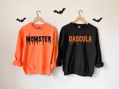 Sweat Couple, Comfy Sweatshirts, Halloween Shirts Kids, Papa Shirts, Ehlers Danlos, Matching Halloween, Couples Halloween, Couples Sweatshirts, Matching Sweatshirts