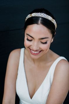 Bridal Hair Headband, Items Photography, Headpiece Art, Wedding Hairstyles Medium Length, Pearl Bridal Headband, Art Deco Inspiration, Hair Headband, Long Hair Wedding Styles, Natural Wedding Makeup