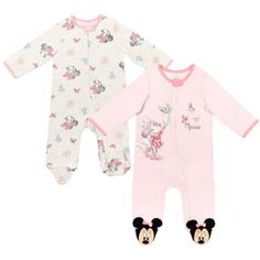 Give your little girl the gift of Disney magic with this cute and stylish Disney Minnie Mouse Long Sleeve Sleep N' Play Coverall. She will look and feel so adorable in gear featuring her favorite polka-dot-wearing and mouse-ear friend. With such a timeless, classic character on her side, your little one is sure to shine! Minnie Mouse Birthday Party Ideas 1st, Mouse Makeup, Mouse Cookies, Mouse Nails, Lion King Baby, Newborn Baby Girls, Mouse Costume, One Piece Clothing, Baby Minnie Mouse