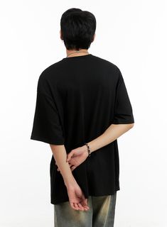 Product Detail Style : Casual Occasion : Back to school Type : Men, TShirts Print : Graphic Material : Cotton Sleeve : Short sleeve Neck : Round neck Fit : Oversize fit Cotton60 Modal40 Color : Black Made in Korea Model Size Model is wearing size 1XL and the color Black. Height : 6'0" | 184cm / Top : L / Bottom : XL (32 inch) .prddescription table, .prddescription td, .prddescription th { border : 1px solid black; border-collapse : collapse; padding: 10px; } Size(Inch) Size Shoulder Bust Sleeve Oversized Plain T-shirt For Streetwear, Solid Color Drop Shoulder T-shirt For Streetwear, Solid Drop Shoulder T-shirt For Streetwear, Plain Crew Neck Shirt For Streetwear, Black Half Sleeve T-shirt For Streetwear, Basic Black T-shirt For Streetwear, Basic Plain Shirt For Streetwear, Plain Drop Shoulder T-shirt For Streetwear, Oversized Black Plain Top