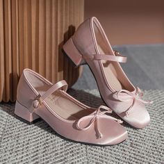 Sepatu Pump, Fest Outfits, Rough Heels, Dr Shoes, Ball Party, Mary Jane Shoes Womens, Pink Pumps, Satin Heels, Satin Pumps