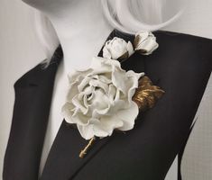 The length of the flower branch is approximately 6.3 inches (16 cm) and is made of genuine leather. Color - ivory and gold Made to Order. Standard International Delivery from Latvia (Europe) to the U.S. via Latvijas Pasts usually takes about  10 - 14 business days. Thanks for looking! Elegant Cream Brooches For Formal Occasions, Gold Wedding Brooches Chic Style, Gold Chic Wedding Brooches, Chic Gold Wedding Brooches, Gold Wedding Brooches In Chic Style, Chic Gold Wedding Brooch, Chic White Formal Brooch, Elegant White Brooches With Handmade Flowers, Floral Brunch