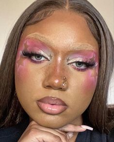 Dark Barbie Makeup, Pink Star Makeup, Pink Pony Club Makeup, Pink Y2k Makeup, Baddie Makeup Products, Jelly Pop Primer, Pink Makeup Eyeshadow, Unconventional Makeup, Born This Way Concealer