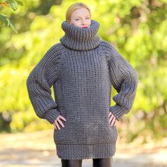 Winter Fitted Chunky Knit Turtleneck, Fitted Chunky Knit Turtleneck For Winter, Gray Chunky Knit Wool Sweater, Gray Chunky Knit Turtleneck Sweater, Fall Knitting Pattern In Gray, Hand Knitted Gray Sweater For Fall, Winter Chunky Knit Fitted Knitting Pattern, Gray Hand Knitted Sweater For Fall, Gray Hand-knitted Sweater For Fall