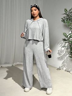 Gris Casual Collar   Liso  Embellished Elástico Ligero Winter Co Ord Set, Plus Size Women Casual, Grey Tracksuit, Pocket Sweatpants, Slim Fit Top, Sweatpants Set, Tracksuit Set, Co Ords, Elegant Dresses Long