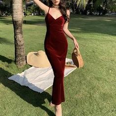 Red Velvet Strap Back Bodycon Maxi dress Midi Dress Evening, High Waist Maxi Dress, Evening Midi Dress, Velvet Bodycon Dress, Spaghetti Strap Bodycon Dress, Classy Prom Dresses, Casual Party Dresses, Spaghetti Strap Maxi Dress, Bodycon Maxi Dresses