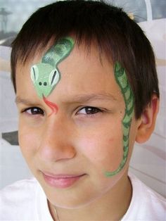 Face Painting  - Snake - Oh, such a good idea to draw it like it's in his hair!  Love how people are so clever! Face Paint Practice Template, Snake Face Paint, Face Painting Ideas For Kids, Painting Ideas For Kids