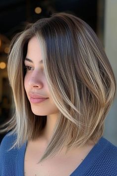 Short Brunette Hair, Short Hair Highlights, Blonde Hair Transformations, Balayage Hair Dark, Dark Hair With Highlights, Lob Haircut, Balayage Hair Blonde, Blonde Hair With Highlights