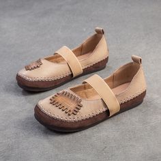 Brown Slip-on Flat Heel Moccasins, Low-top Leather Flats With Leather Footbed, Brown Leather Shoes For Spring, Flat Heel Leather Shoes With Textured Sole, Brown Flat Bottom Leather Shoes, Brown Leather Shoes With Stitched Sole, Brown Leather Shoes With Flat Bottom, Comfortable Brown Flats With Flat Bottom, Suede Flats With Round Toe