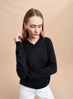 Ben V Neck Sweater | La Ligne NYC Classic Cashmere V-neck Sweater In Soft Knit, Fine Knit V-neck Top For Work, Elegant Soft Knit Cashmere V-neck Sweater, Elegant Fine Knit V-neck Sweater For Spring, Casual Cashmere V-neck Sweater For Layering, Black V-neck Cashmere Top, Elegant Merino Wool V-neck Sweater For Fall, Relaxed Fit V-neck Knit Top For Work, Classic V-neck Sweater For Spring Layering