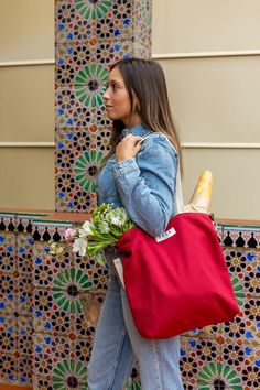 A simple and elegant vegan tote bag made with canvas fabric and cotton handles. Easy to wash :) A casual everyday fabric tote bag with a warm and beautiful dark red color.  Perfect size for carrying your books on your library day and as a shopping bag to wear in your purse. The design of the bag is simple, elegant, and minimal. It will look good with any of your looks and styles. This bag is made of cotton, both the fabric and the handles. The handles are long enough to put the bag as a backpack Red Tote Bag With Canvas Lining, Red Canvas-lined Tote Bag, Eco-friendly Red Shoulder Bag For Shopping, Eco-friendly Red Canvas Bag For Daily Use, Red Eco-friendly Canvas Shopping Bag, Casual Red Canvas Bag, Red Casual Cotton Shoulder Bag, Casual Red Cotton Shoulder Bag, Red Bag With Canvas Lining For Everyday Use