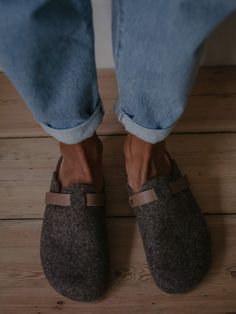 High-quality and delightfully cozy, our Wool Slip-On is the perfect indoor/outdoor shoe for cool weather. With a natural rubber sole, this special footwear will surely bring more ease into your days. We just love them with our Everyday Legging and Ribbed Sock. Our burel wool is sourced from the Serra da Estrela region Casual Fall Shoes, Women’s Shoes, Wool Clogs, Everyday Leggings, Clueless Outfits, Funky Shoes, Cool Weather, Fall Shoes, Outfit Inspo Fall