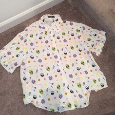 Bought In The Men's Section, But It's Totally Unisex And Funky. New With Tags Attached! Button Up Tshirt With A Collar. Love Aliens, Flowers, And Gender Equality? I Got You. Cheap Button-up Shirt With All Over Print, Affordable Playful Button-up Shirt, Shein Shirts, Gender Equality, Collar Shirt, I Got You, Button Down Collar, Orange White, Collar Shirts