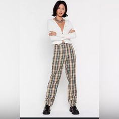 Beige High Waisted Pants With Check Print Size 8 Trendy Plaid Bottoms For Day Out, Plaid High Waist Bottoms For Day Out, Plaid Straight Leg Pants For Spring, Casual High Waist Plaid Bottoms, Casual Plaid Tapered Leg Pants, Trendy Plaid Trousers, Fitted Plaid Bottoms For Day Out, Casual High-waisted Plaid Pants, Casual High Waist Plaid Pants