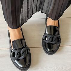 Introducing our exquisite collection of women's handmade loafers, a perfect blend of timeless elegance and modern comfort.  These classic black leather shoes are meticulously crafted with care and attention to detail, making them the ideal choice for any stylish woman.  Our penny loafers for women feature a sophisticated buckle detail that adds a touch of refined charm to these slip-on shoes.  Made from premium quality patent leather, these black loafers are not only durable but also exude an un Elegant Flat Platform Loafers For Work, Elegant Slip-on Flat Platform Loafers, Elegant Flat Platform Loafers For Office, Elegant Flat Platform Loafers With Rubber Sole, Elegant Platform Loafers, Elegant Flat Slip-ons With Rubber Sole, Elegant Platform Loafers With Rubber Sole, Elegant Flat Loafers For Fall, Elegant Fall Slip-on Platform Loafers