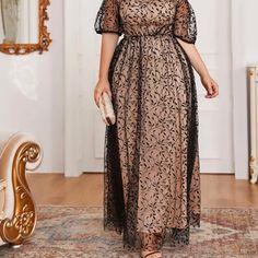 Nwt Never Worn Dress For Big Size Woman, Plus Size Dresses For Party, Brokat Modern, Dress For Chubby, Dresses Curvy, Curvy Dresses, Sleeved Velvet Dress, Plus Zise, Plants Print