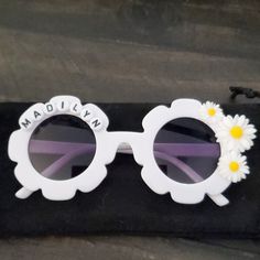 Toddler Custom Name Sunglasses. "Madilyn" Daisy Flower Embellishments. White With Dark Lenses. Daisy Glasses, Daisy Sunglasses, Baby Glasses, Beaded Sunglasses, Beaded Daisy, Boys Sunglasses, Kids Hair Bows, Baby Sunglasses, Yellow Sunglasses