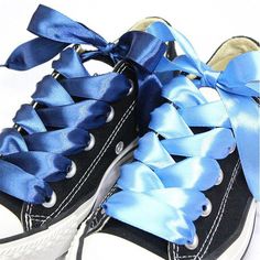 Pair of light blue satin shoelaces, flat laces for women's shoes, children's shoes, casual shoes and sneakers - Laces sold in pairs (2 laces). - Suitable for all types of shoes, low, sneaker type, trainers, relaxation. - Ideal for customizing or giving a facelift to your shoes. - These satin shoelaces can be adapted to children and babies, just cut to the desired length and put on agglets (agglets available in my shop). 👉Information: - Sold by the pair (2 laces) - Length: 100 centimeters - Widt Ribbon Shoe Laces, Wedding Shoes Boots, Ribbon Shoes, Lace Flats, Satin Shoes, Lace Sneakers, Wide Shoes, Children Shoes, Shoe Insoles