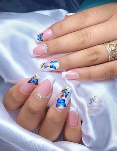 Love 💖 Nails by Lizzy Guerrero a mano alzada IG : @unaslindas29 Facebook : Uñas Fashion Girls #stitch #uñasstitch #nails #aesthetic #uñas #stitchdisney #instagram #belleza #uñasazules #blue #pink #pinknails Nail Stamping Designs, Quinceanera Nails, White Tip Nails, Western Nails, Minimal Nails Art, Gold Glitter Nails, Cute Nails For Fall, Nails Aesthetic