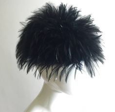 Feather chanel - Google 検索 Chanel Hat, Feather Wings, Vintage Hats, Black Feathers, Chanel Black, Hats Vintage, Mint Condition, Feathers, Chanel