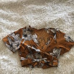 Wrap Crop Top From Amazon. Was Originally Part Of A Set. Size Small. Tie Can Wrap Around Twice And Tie In Front Or Once To Tie In Back. Never Worn But No Tags. Floral Print V-neck Crop Top For Beach, Summer Brown Tops With Floral Print, Brown Floral Print Tops For Beach, Amazon V-neck Tops For Spring, Amazon V-neck Spring Tops, Amazon Tops, Wrap Crop Tops, Wrap Around, Crop Top