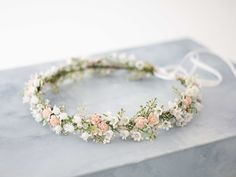 This beautiful flower crown is a lovely accessory, perfect for a party, or wedding.  Our stunning faux flowers look like the real. Head circumference:  one size fits all (adjustable) / fits adults and older children If the crown should fit the baby, after buying please give head circumference Flower Crowns Bridesmaids, Head Dress Headpieces, White Flower Crown Wedding, Flower Girl Halo, Headband Bride, Flower Headband Wedding, Flower Crown Bridesmaid, White Flower Crown, Baby Flower Crown