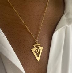 Beautiful gold double triangle necklace which would be a great gift for a Mum, Daughter, Sister or friend. All components are Gold Vermeil  Pendant measures :- Width 17mm x Height 26mm x Depth 2 mm Total drop including loop 26mm Dainty Gold Triangle Jewelry, Gold Triangle Jewelry, Elegant Yellow Gold Triangle Jewelry, Long Triangle Necklace, Gold Triangle Necklace For Gift, Silver Knot Bracelet, Trendy Triangle-shaped Gold Jewelry, Elegant Gold Triangle Necklace, September Birthstone Necklace