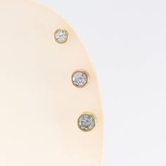 "14K 3.5mm Solid Gold CZ Stud Labret, Cartilage, Tragus, Helix, Conch, Lobe, 14K Solid Gold Piercing Earring, Minimalist Earring, Simple Stud, Geometric Earring, Dainty Earring Please note that this earring is made to order. S P E C S ♦ All of our jewelry is handmade in our studio in Seoul, Korea. ♦ 14K Gold (available in white, yellow, or rose) ♦ Pendant Size 4.7(W) x 4.7(L) x 4(H) mm ♦ Stone : Cubic Zirconia 3.5mm ♦ Post Thickness: 1mm / 18 Gauge ♦ Total Length of Post : 8mm (Shown Part after White Internally Threaded Round Piercings, Minimalist Round Nose Studs For Anniversary, Round Diamond Cartilage Earrings For Pierced Ears, Minimalist Internally Threaded Cartilage Earrings For Anniversary, Single Round Diamond Cartilage Earring, Diamond Cartilage Earrings Gift, Diamond Round Cartilage Earrings As Gift, Gold Cartilage Earrings, Earring Simple