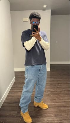 Baggy Jeans Men Outfit, Baggy Jeans Men, Outfit Ideas Trendy, Men Outfit Ideas, Jeans Outfit Men, Streetwear Outfit Ideas, Trendy Boy Outfits, Mens Casual Outfits Summer