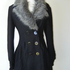 Tailored Fit And Warmth Make A Great Combination. This Piece By Free The People Is Both Timeless And Fashionable And Would Look Great This Fall And Winter. Black With Grey Faux Fur Lapel. Size Medium, Would Even Fit A Size Small Because Of Its Tailored Fit. Wool, Nylon, Faux Fur Originally $2 Free The People, Faux Fur Collar, Pea Coat, Fur Collar, Fall And Winter, Black Coat, Looks Great, Fur Coat, Faux Fur