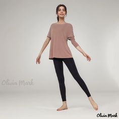 Olivia Mark - Loose-Fit Long Sleeve Yoga Top - Quick-Dry Sports Shirt for Running and Fitness Relaxed Fit Yoga Top, Relaxed Fit Basic Yoga Tops, Yoga Apparel, Hip Clothes, Yoga Top, Sports Shirt, Athletic Top, Yoga Shirts, Running Shirts