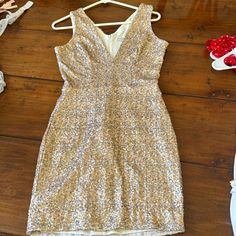 Super Adorable Amazing For Parties Silver Sequin Mini Dress, Dresses Gold, Dress The Population, Sequin Mini, Sequin Mini Dress, Silver Sequin, Gold Dress, Gold And Silver, Silver Gold