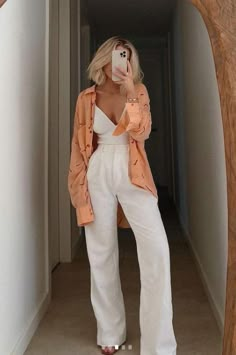 Soft Glam Outfit, Drinks Outfits, Style Steal, White Pants, Looks Vintage, Spring Summer Outfits