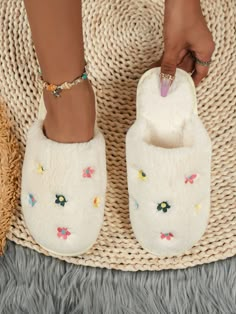 Flower Plush Slip-On Warm  House Slippers For Women Beige Preppy    Floral Bedroom Slippers   Women Shoes, size features are:Bust: ,Length: ,Sleeve Length: Cute Slippers Aesthetic, House Shoes Women's, Slippers Cute, Pink Crocs, Cozy Shoes, Floral Bedroom, Preppy Shoes, Comfy Slippers, Bedroom Slippers