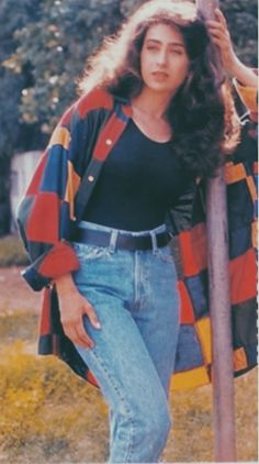 Retro Outfits 90s, 80’s Outfits, Celana Jogger Wanita, 90s Bollywood Fashion, Style Année 80, 90’s Outfits, 90s Inspired Outfits