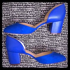 Gorgeous Blue Block Heels By Nine West. Man Made Upper, But Looks Like Real Suede In The Front And Leather In The Back - Great Quality! D’orsay Style Is Just Super Sexy! Perfect For Pants And Dresses Alike! Nothing Like A Fun Pop Of Color In The Warmer Weather! Cross Listed On Other Sites Blue Block Heels, Blue Block, And Dresses, Nine West Shoes, Blue Shoes, Shoe Brands, Nine West, Heeled Mules, Shoes Women Heels