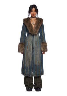 Current Mood Fall Denim Maxi Coat With Faux Fur Trim - Blue Chic New York Outfit, Fall 2024 Fashion Outfits, Cute Winter Outfits For Snow, Fur Collar Outfit, Winter Outfits Canada, Snow Outfits, Fur Winter Coat, York Outfits, Endless Fashion