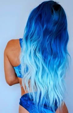 Dyed Hair Purple And Blue, Blue Flame Hair Color, Hair Styles Blue, Dark Blue With Light Blue Highlights, Colorful Hair For Blondes, Dark Blue To Light Blue Hair Ombre, Blue Gradient Hair, Vivid Blue Hair, Blue Ombré Hair