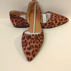 Animal Print Flat Heel Shoe Size 9 (Nwot) Amazon Brown Low-top Flats For Fall, Brown Synthetic Flats For Fall, Brown Flats For Fall, Brown Medium Width Flats For Fall, Brown Synthetic Flats With Cushioned Footbed, Brown Pointed Toe Flats For Fall, Amazon Shoes, Animal Print Flats, Printed Flats