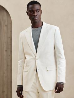 Caldo Italian Cotton-Linen Suit Jacket | Banana Republic White Suit, Suits And Jackets, Linen Suit, Luxury Linen, Italian Fabric, Italian Style, Hip Length, White Linen, Mens Suits