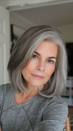 80+ Cute Gray Bob Hairstyles You Need To Try! Grey Haircuts, Youthful Hairstyles, Womens Haircuts Medium, Salt And Pepper Hair, Gray Hair Growing Out, Best Short Haircuts, Strawberry Blonde, Medium Hair Cuts