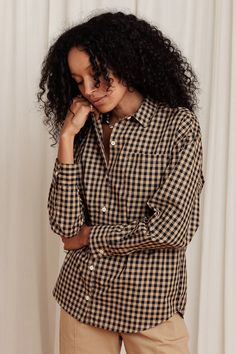 Shirts for Women | Relaxed Button-up Shirt Fall Daywear Shirt With Button Cuffs, Spread Collar Shirt For Daywear In Fall, Fall Daywear Shirt With Spread Collar, Button-up Shirt For Fall Daywear, Fall Button-up Shirt For Daywear, Fall Button-up Daywear Shirt, Fall Daywear Blouse With Buttoned Pockets, Daywear Shirt With Buttoned Pockets And Shirttail Hem, Fall Cotton Shirt With Buttoned Pockets