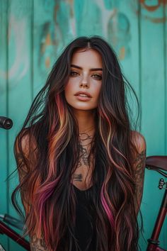 37 Best Dark Hair with Highlights Ideas Natural Dark Hair, Blue Hair Highlights, Blonde Ends, Underlights Hair, Highlight Ideas, Celtic Hair, Pink Streaks, Black Wavy Hair, Highlights Ideas