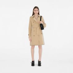 Mid-length Kensington Heritage Trench Coat in Honey - Women | Burberry® Official Burberry Coat, Burberry Trench, Burberry Trench Coat, Honey Colour, Pocket Belt, Heritage Collection, Mid Length, Calf Leather, Double Breasted