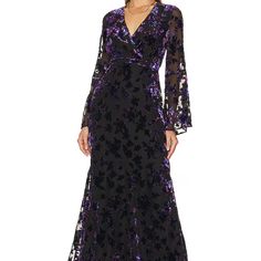 Beautiful Dress, Never Worn In Size Xs. In Perfect Condition. Has A Lovely Velvety Iridescent Floral Pattern That Shifts Colors In The Light. Bought From Revolve For $298 But Selling For $150. Offers Are More Than Welcome! Purple Evening Dress For Fall, 1960 Dresses, 1960 Dress, House Of Harlow 1960, House Of Harlow, House Dress, Beautiful Dress, Purple Color, Beautiful Dresses