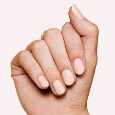 Loveliest Day – Olive and June Nail Art Blanc, Nagellack Trends, Nude Nail Designs, Her Nails, Easter Nails, Beautiful Nail Designs, Yellow Nails, Cute Nail Designs, Short Acrylic Nails