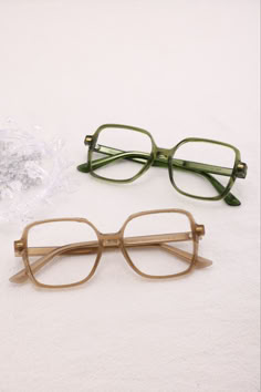 Give you such a cute retro look. It frames your face well and looks incredible, with no chipping or damage to the frame. Shop now! Firmoo Glasses, Oversized Square Glasses, Korean Sunglasses, Glasses Frames Trendy, Cold Colors, Glasses Inspiration, Green Glasses, Funky Glasses, Retro Glasses