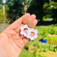 April showers really do bring May flowers. These adorable lightweight flowers are perfect for your summer or spring outfit. These earrings are bright and beautiful.  All earring backs are hypoallergenic stainless steel studs that are nickel free. They're superglued and then covered with resin for extra strength.  All earrings are handmade in small batches. Slight differences and imperfections are to be expected, where they're all handmade art.  So actual item you receive could or will differ sli Earrings Polymer, Earrings Clay, Spring Earrings, Earrings Summer, Summer Earrings, Earrings Flower, Earrings Polymer Clay, Summer Earring, April Showers